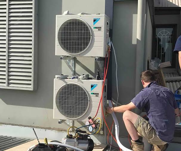Split system air conditioner installation
